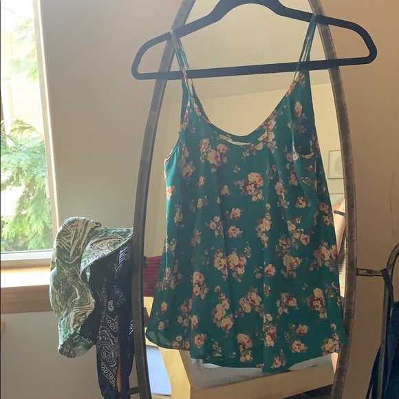 Floral flowy cami - Picture 2 of 4